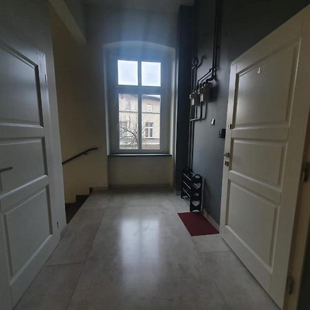 Apartament W Stylu Loft Еленя-Гура Экстерьер фото