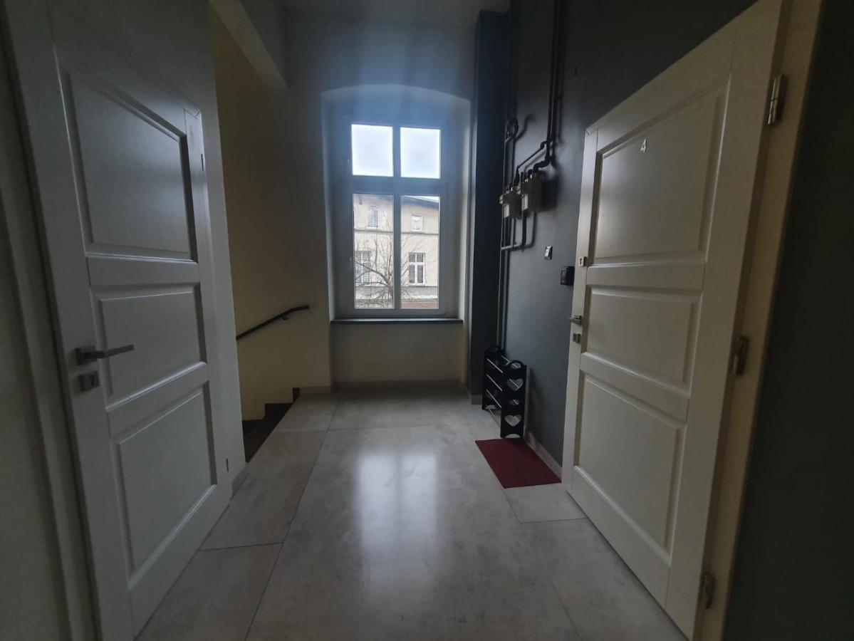 Apartament W Stylu Loft Еленя-Гура Экстерьер фото